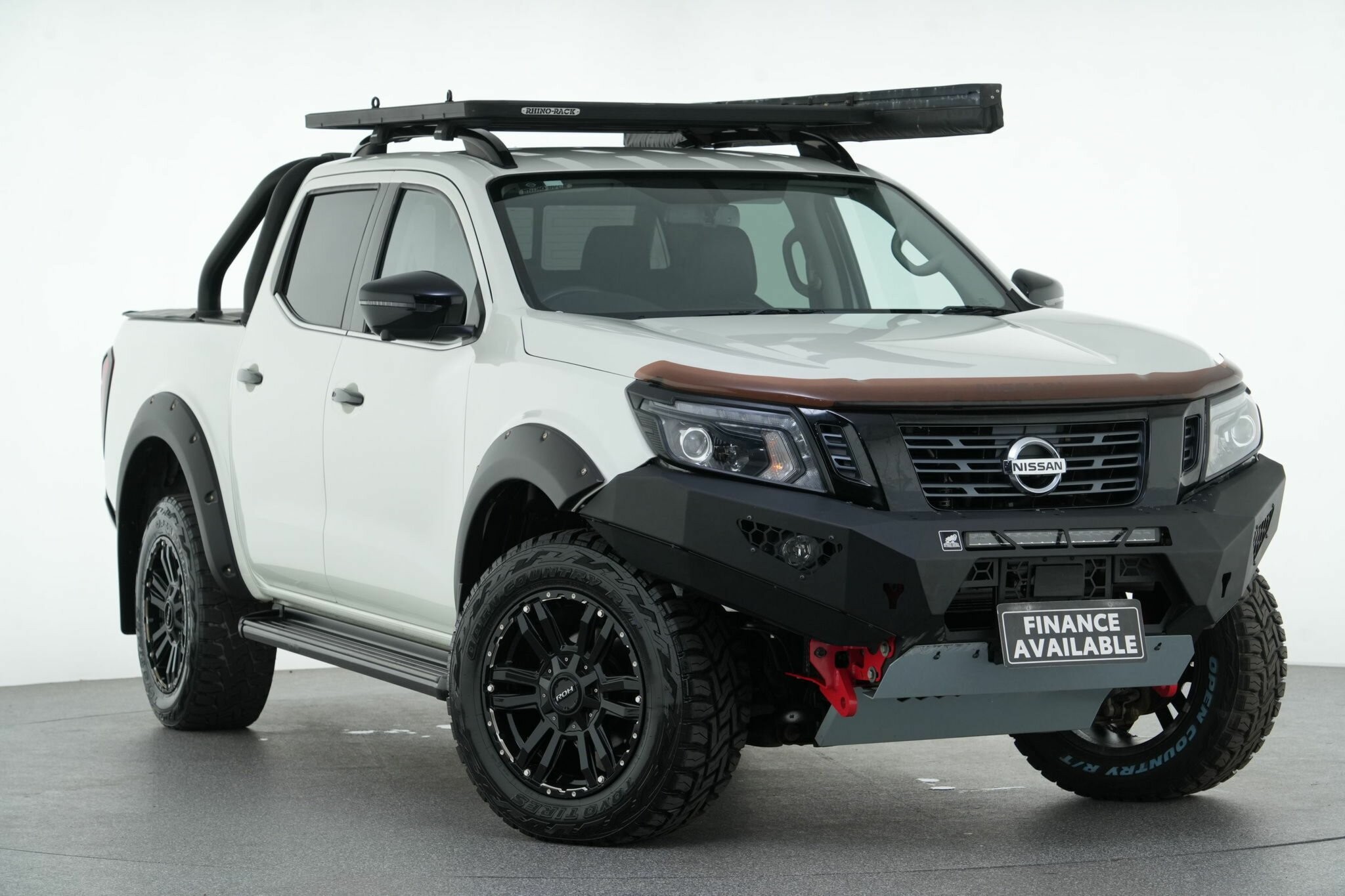 Nissan Navara image 1