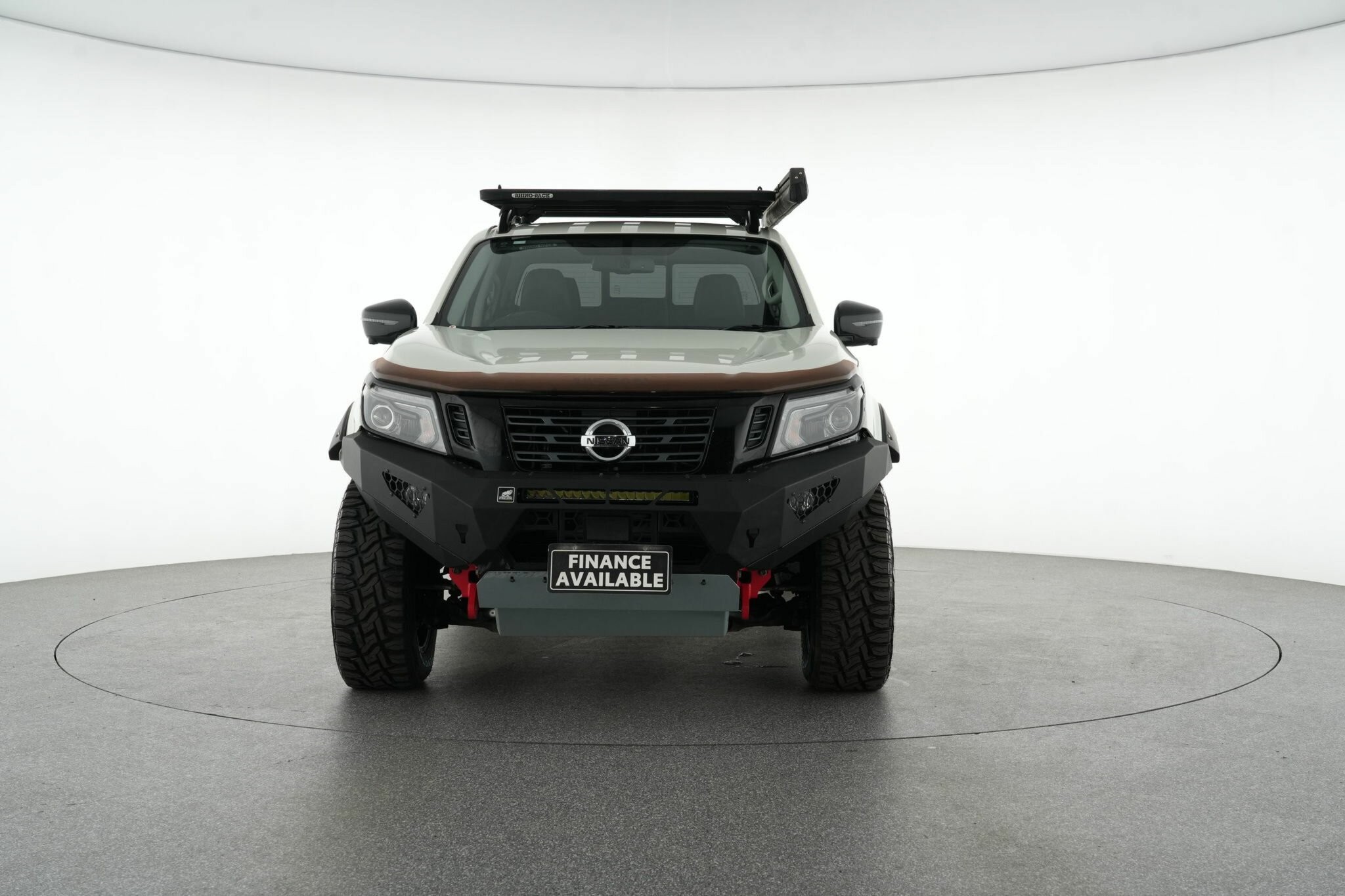 Nissan Navara image 3