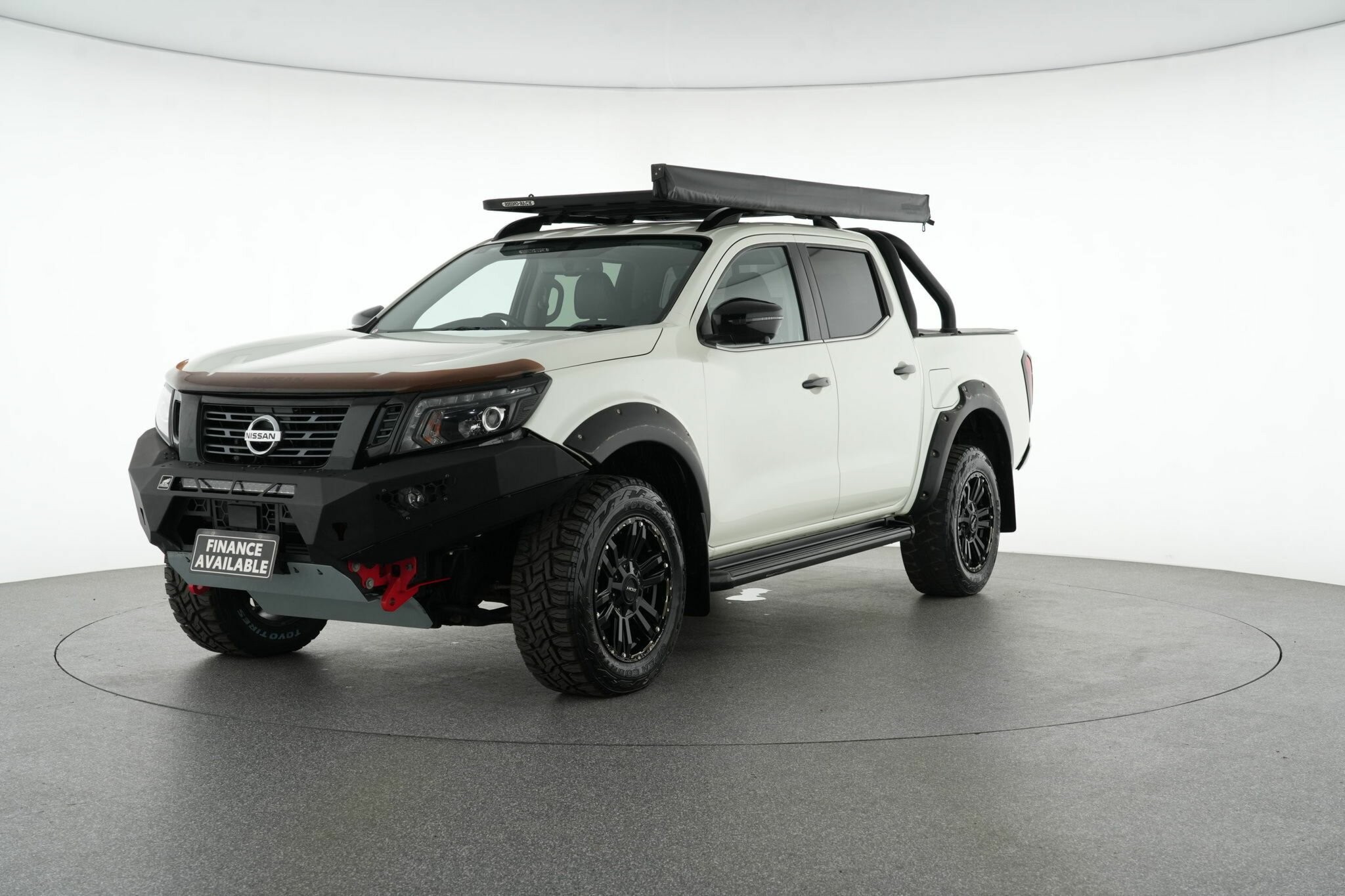Nissan Navara image 4