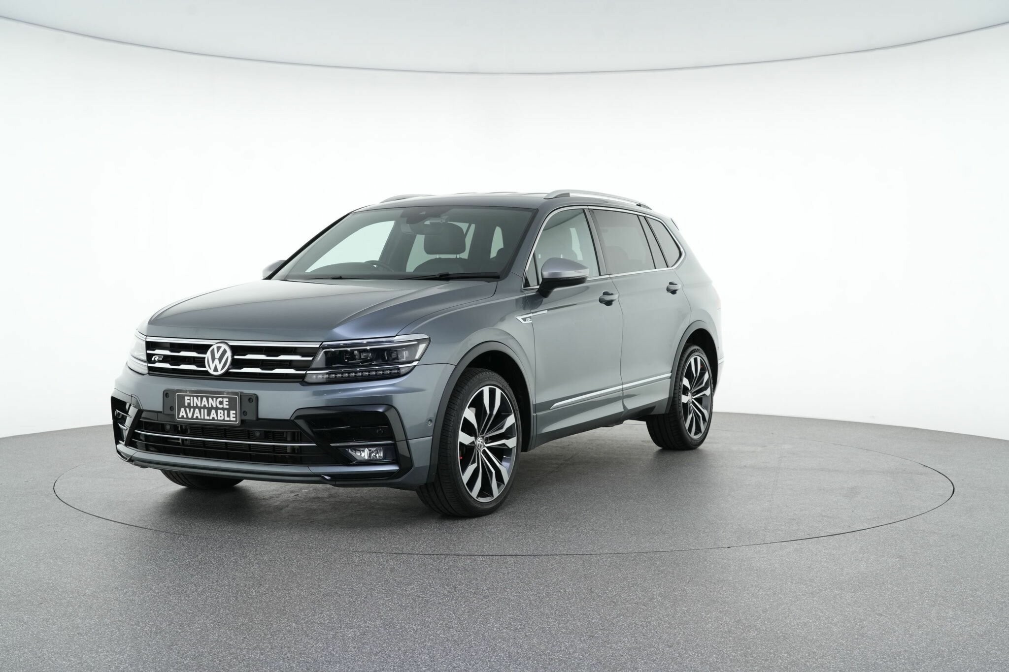 Volkswagen Tiguan image 4