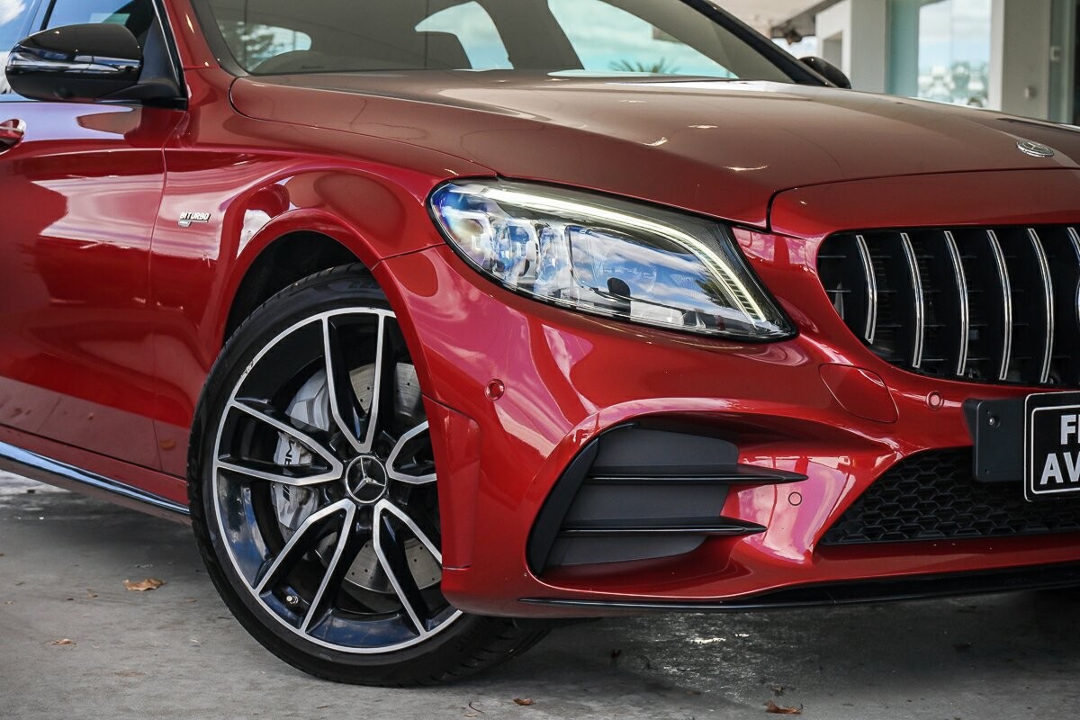 Mercedes Benz C-class image 2