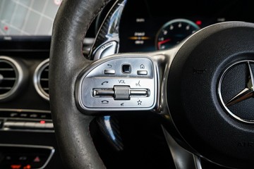 https://vehicle-cdn.autoleague.cloud/30641_U512097_20.jpg