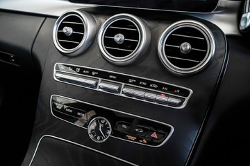 https://vehicle-cdn.autoleague.cloud/30641_U512097_23.jpg
