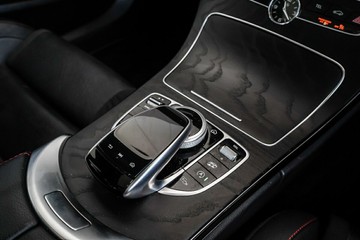 https://vehicle-cdn.autoleague.cloud/30641_U512097_24.jpg