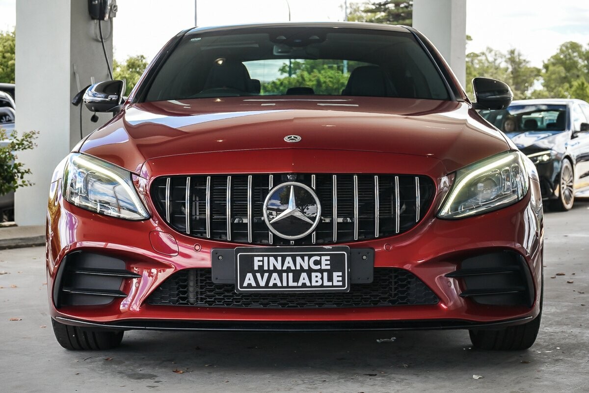 Mercedes Benz C-class image 4