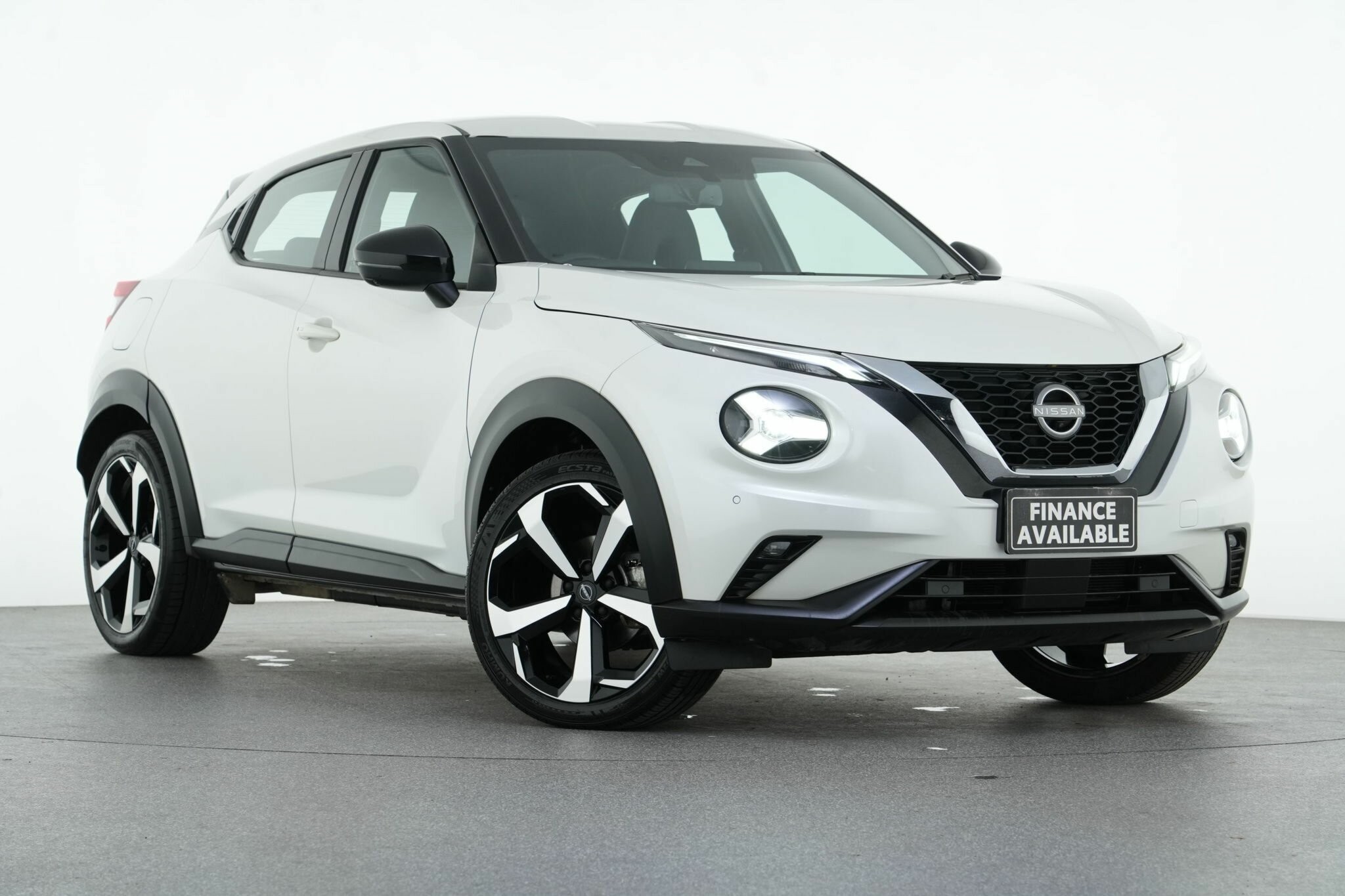 Nissan Juke image 1