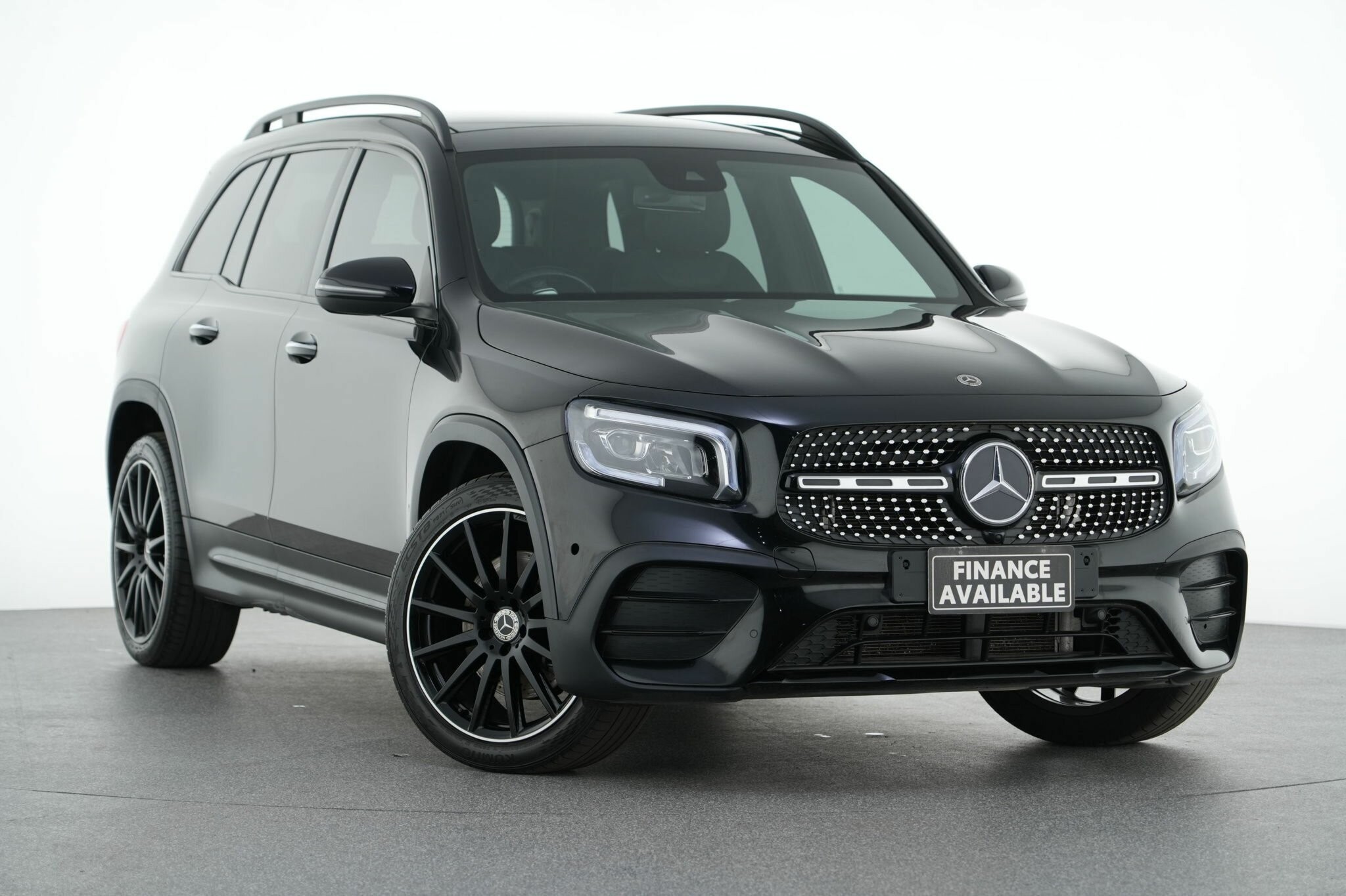 Mercedes Benz Glb-class image 1
