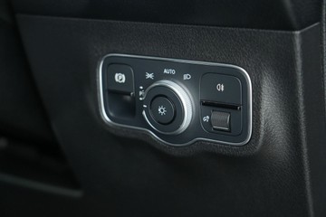 https://vehicle-cdn.autoleague.cloud/30641_U512109_18.jpg