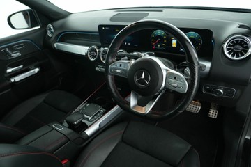 https://vehicle-cdn.autoleague.cloud/30641_U512109_19.jpg