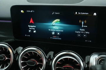 https://vehicle-cdn.autoleague.cloud/30641_U512109_25.jpg