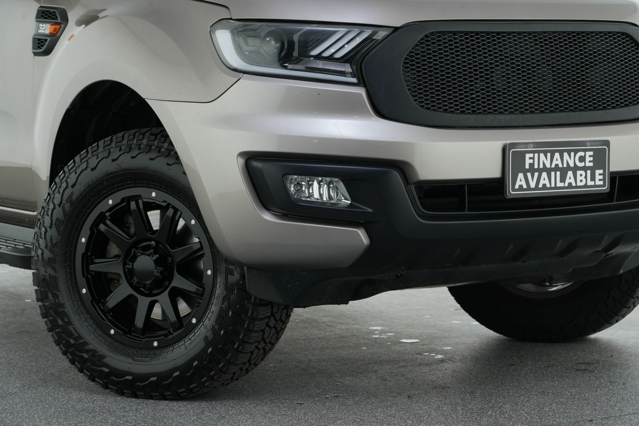 Ford Everest image 2