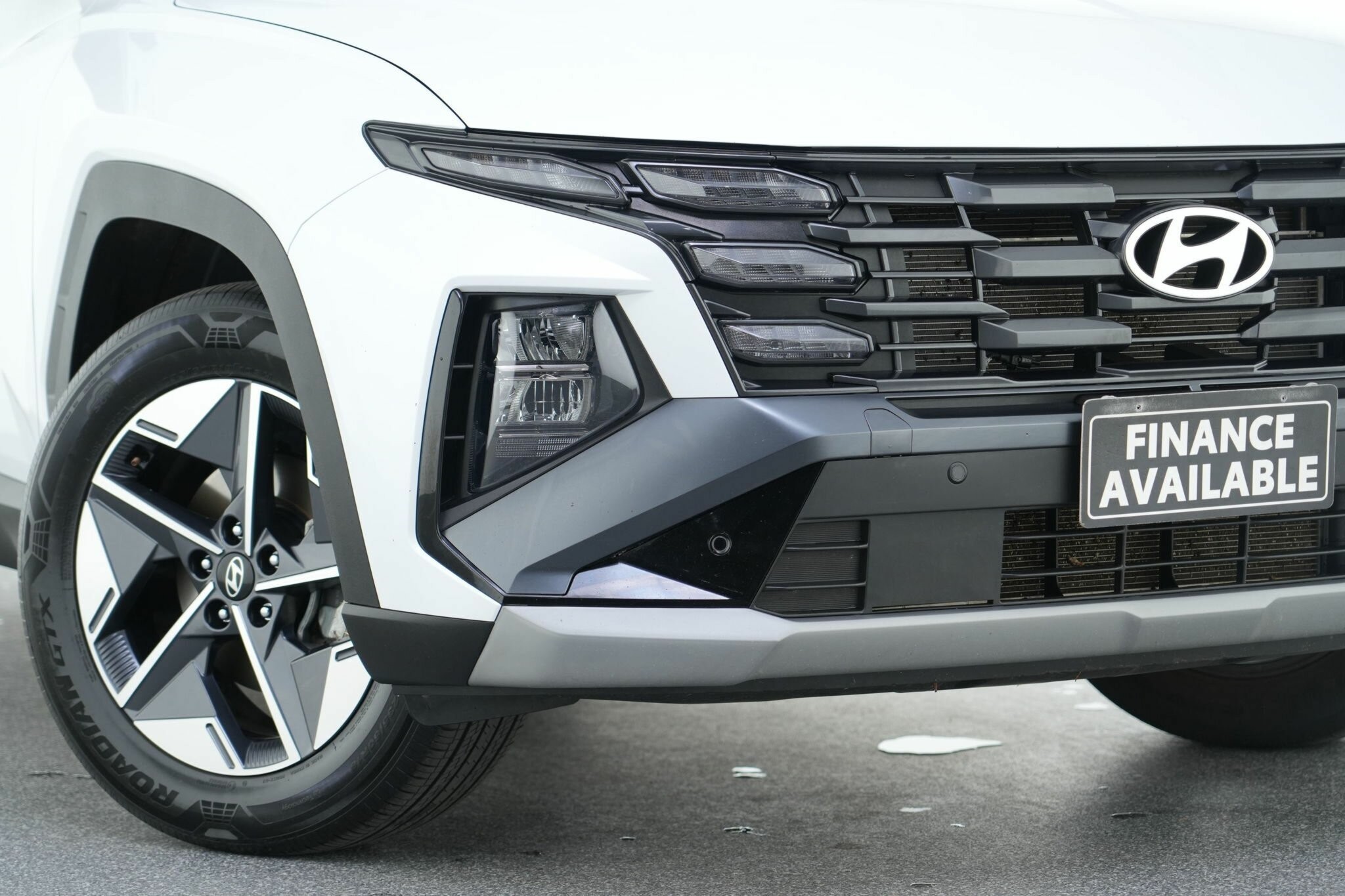 Hyundai Tucson image 2