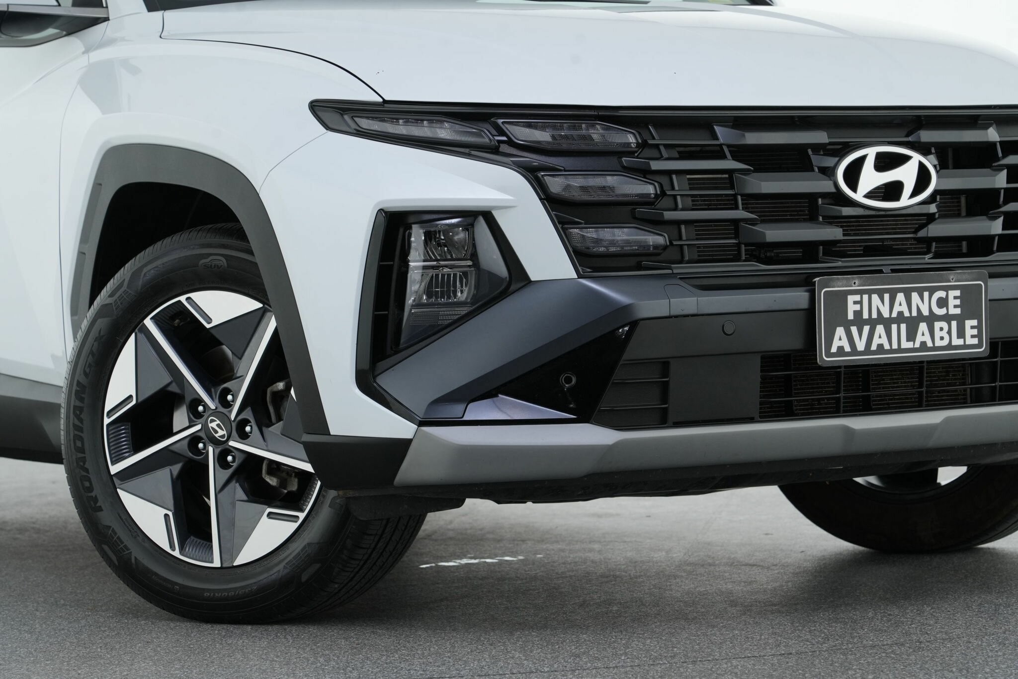 Hyundai Tucson image 2