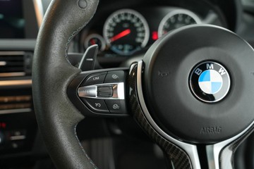 https://vehicle-cdn.autoleague.cloud/30641_U512142_19.jpg
