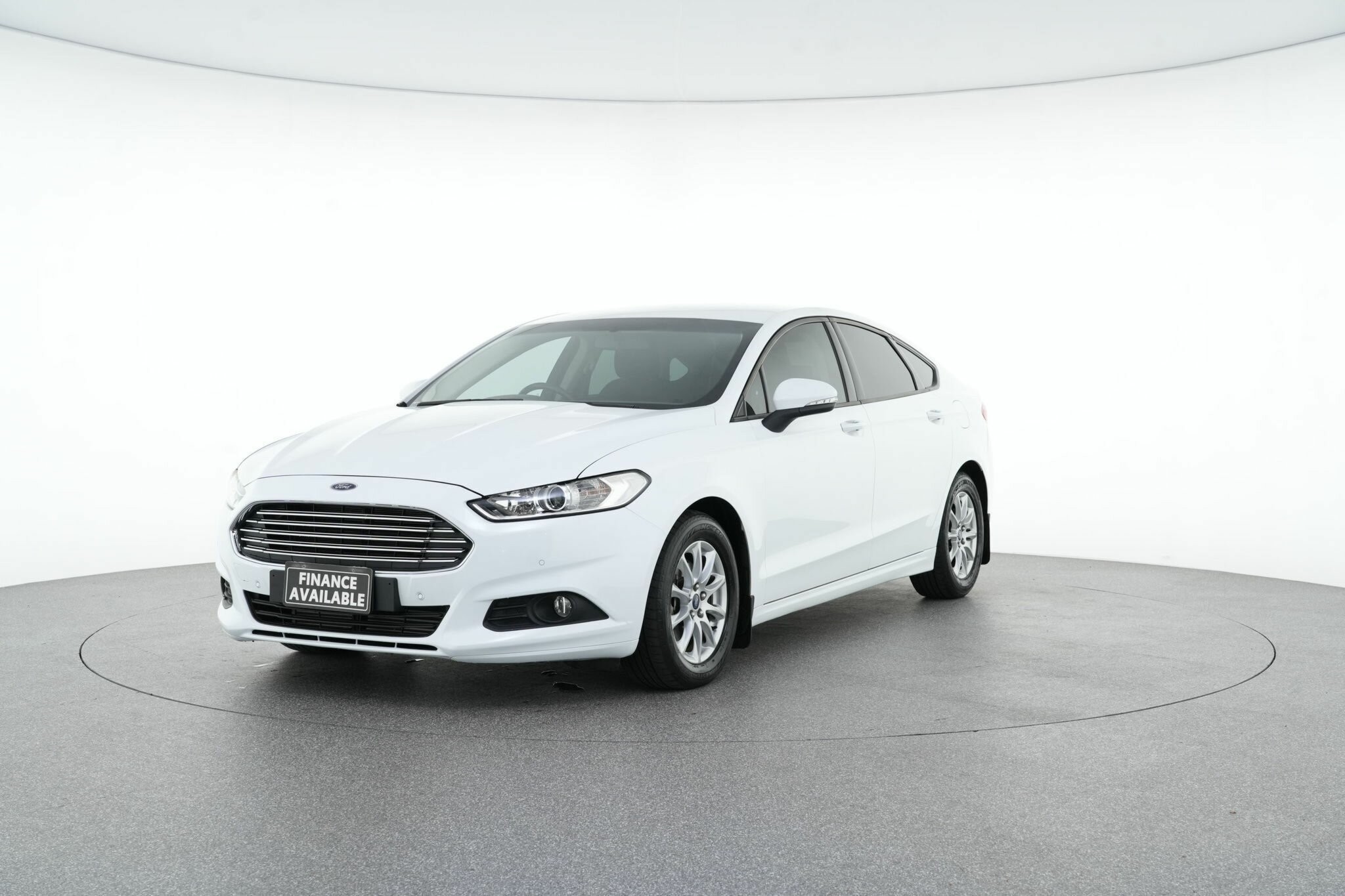 Ford Mondeo image 4