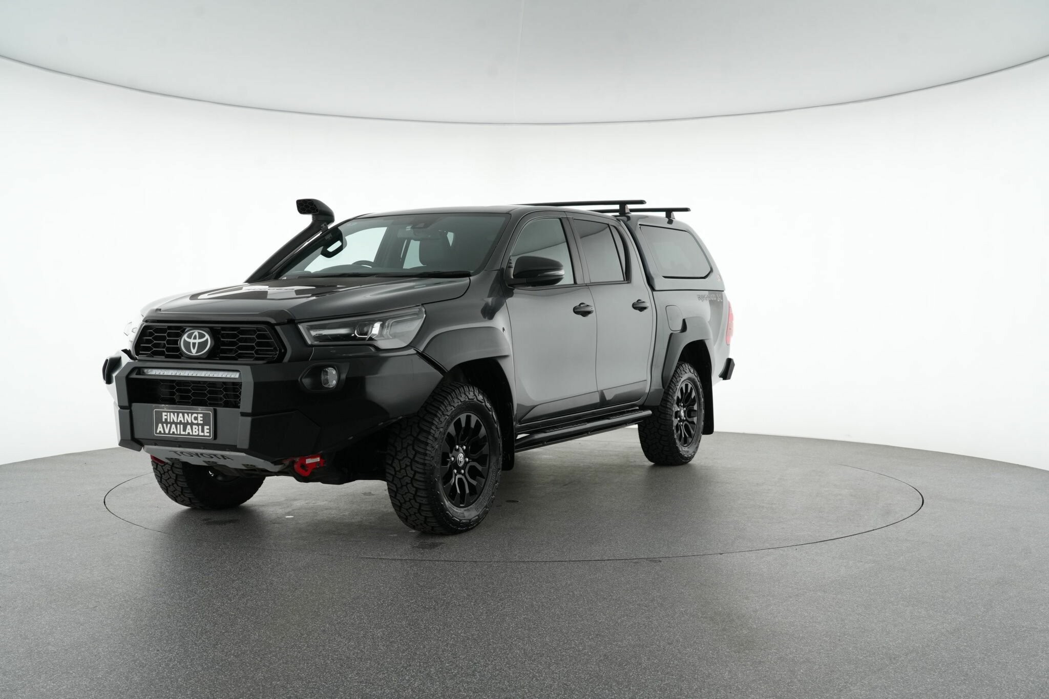 Toyota Hilux image 4