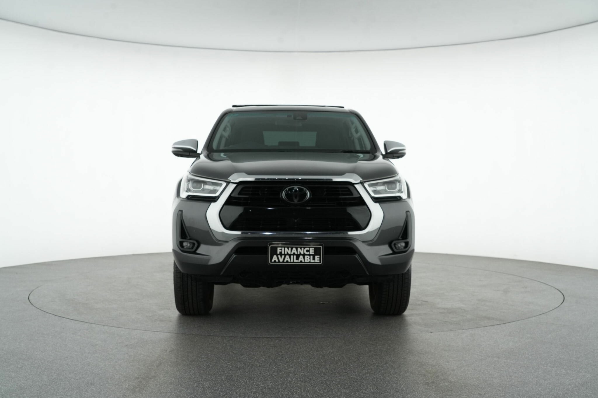 Toyota Hilux image 3