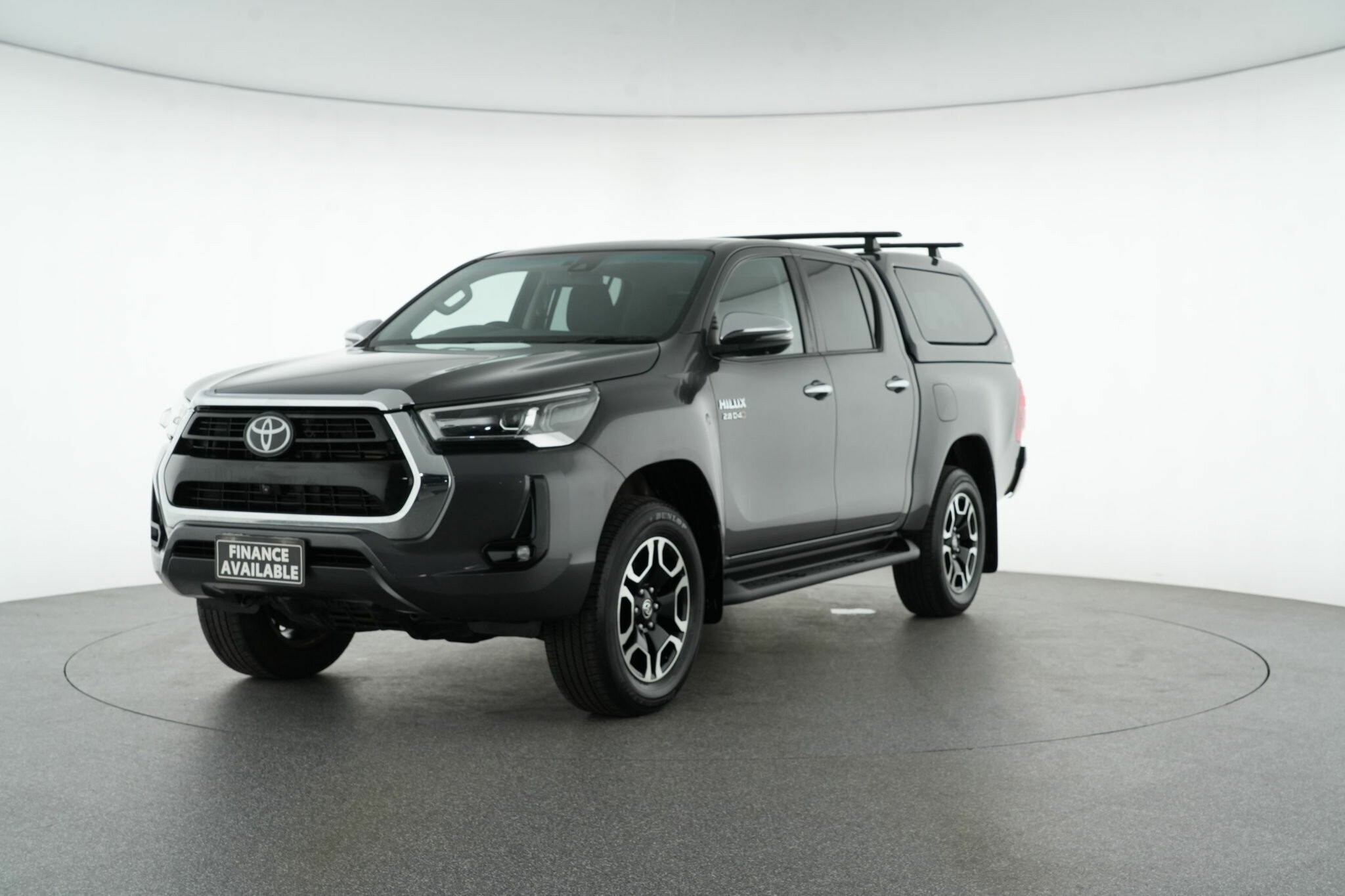 Toyota Hilux image 4