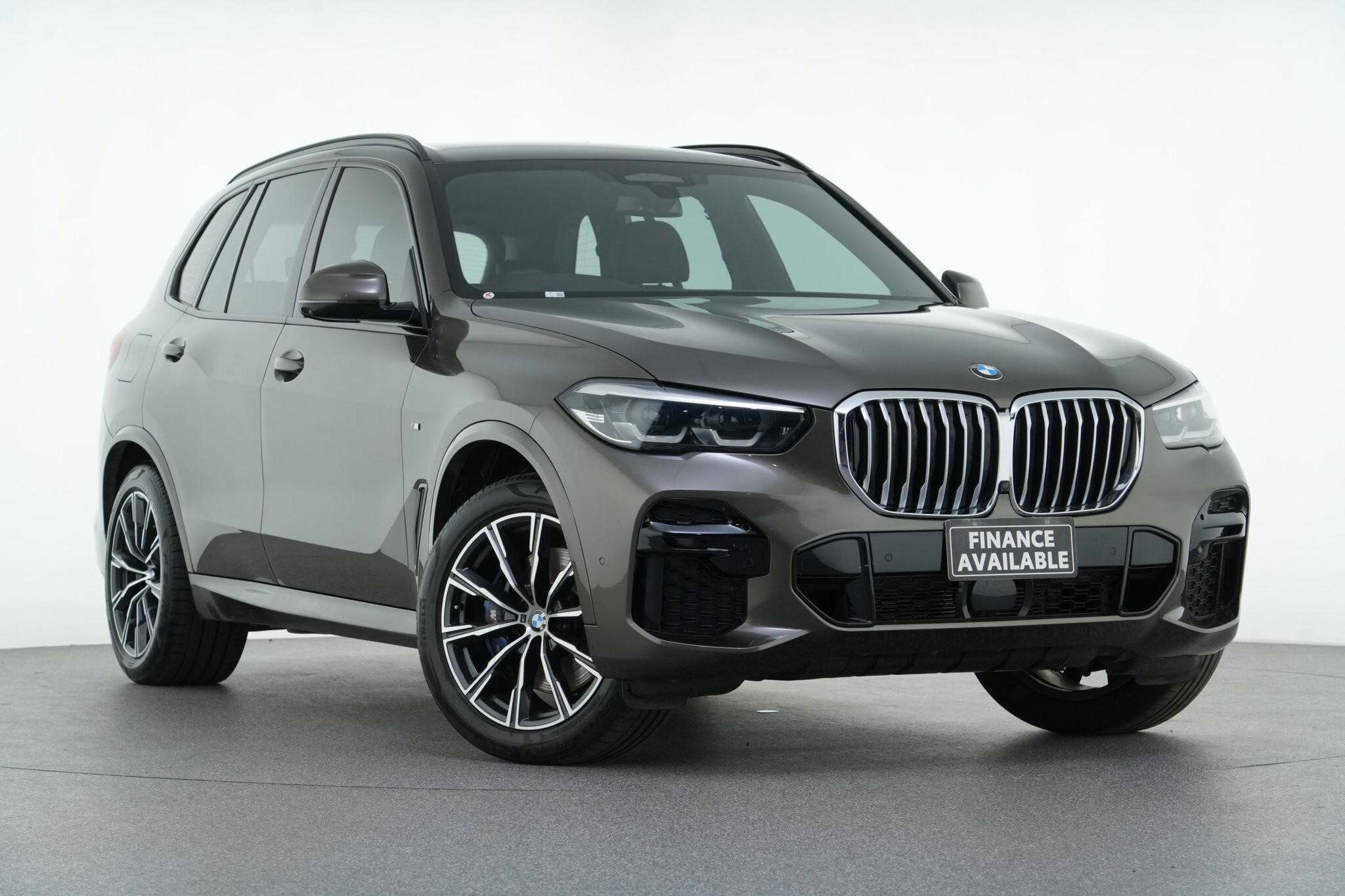 BMW X5 image 1