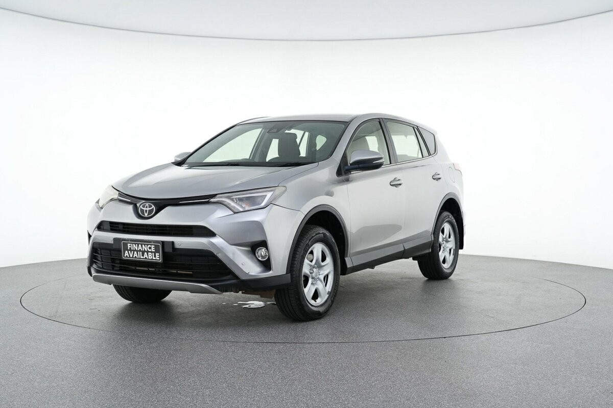 Toyota Rav4 image 4