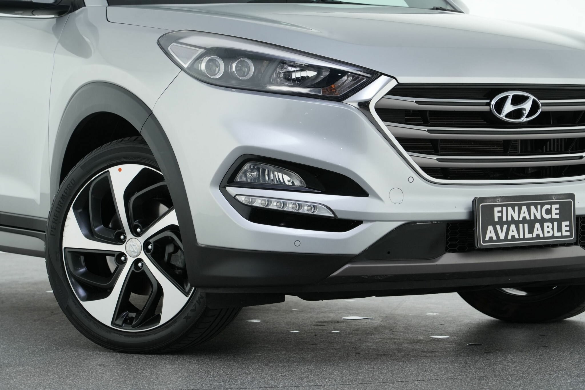 Hyundai Tucson image 2