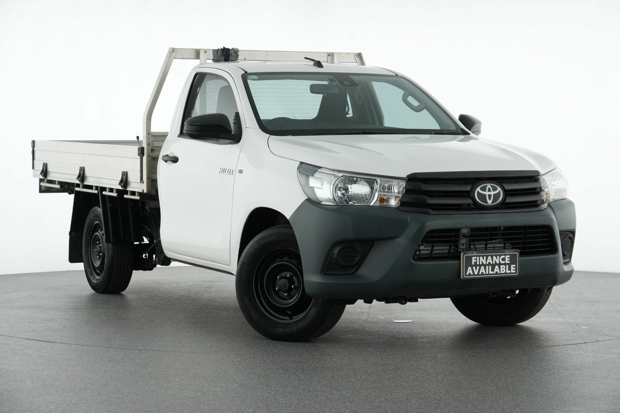 Toyota Hilux image 1