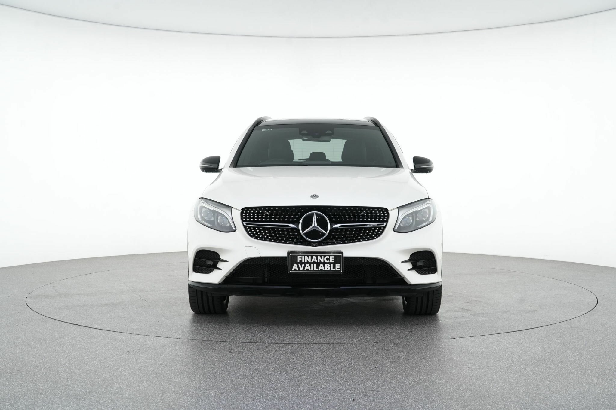 Mercedes Benz Glc-class image 3