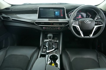 https://vehicle-cdn.autoleague.cloud/30641_U512207_14.jpg
