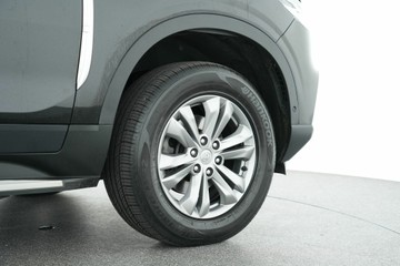 https://vehicle-cdn.autoleague.cloud/30641_U512207_8.jpg