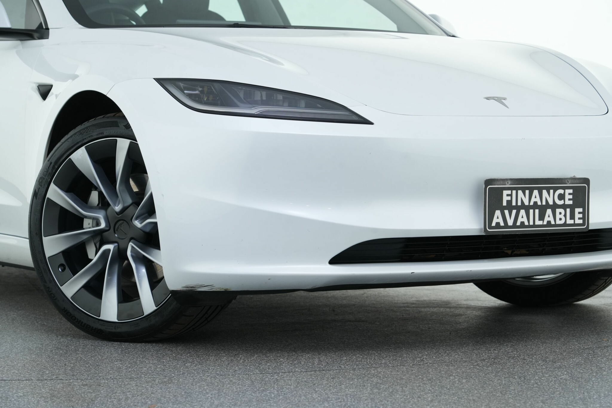 Tesla Model 3 image 2