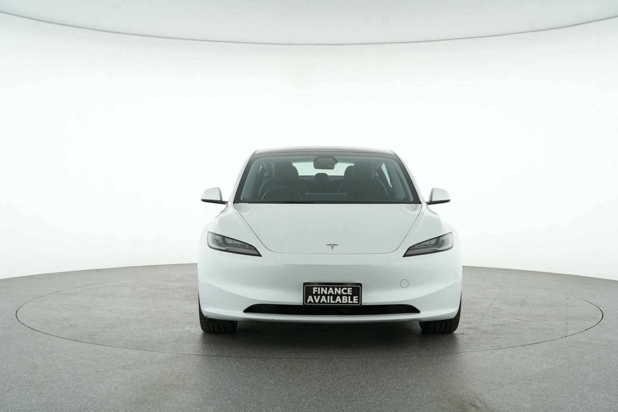 Tesla Model 3 image 3