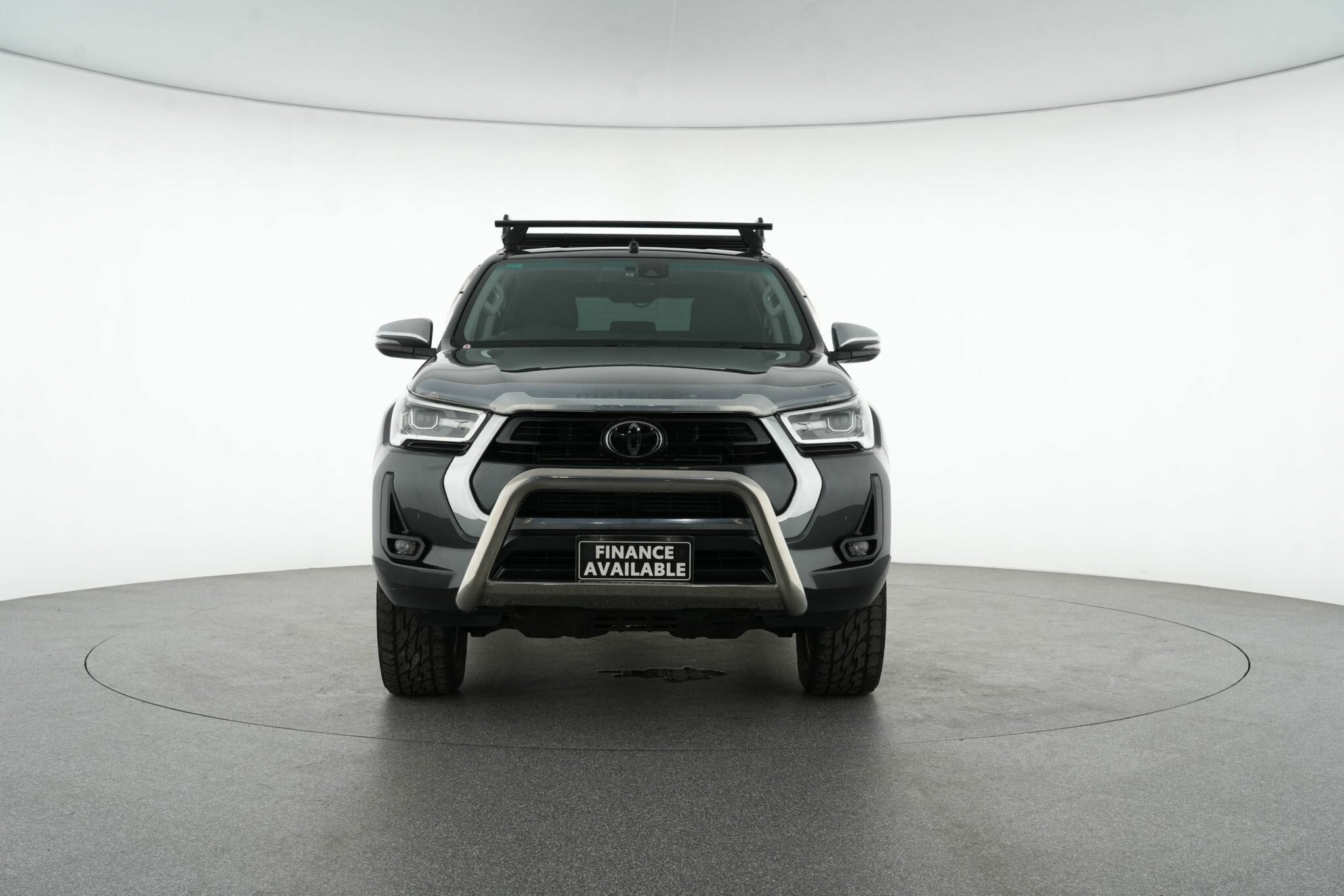 Toyota Hilux image 3