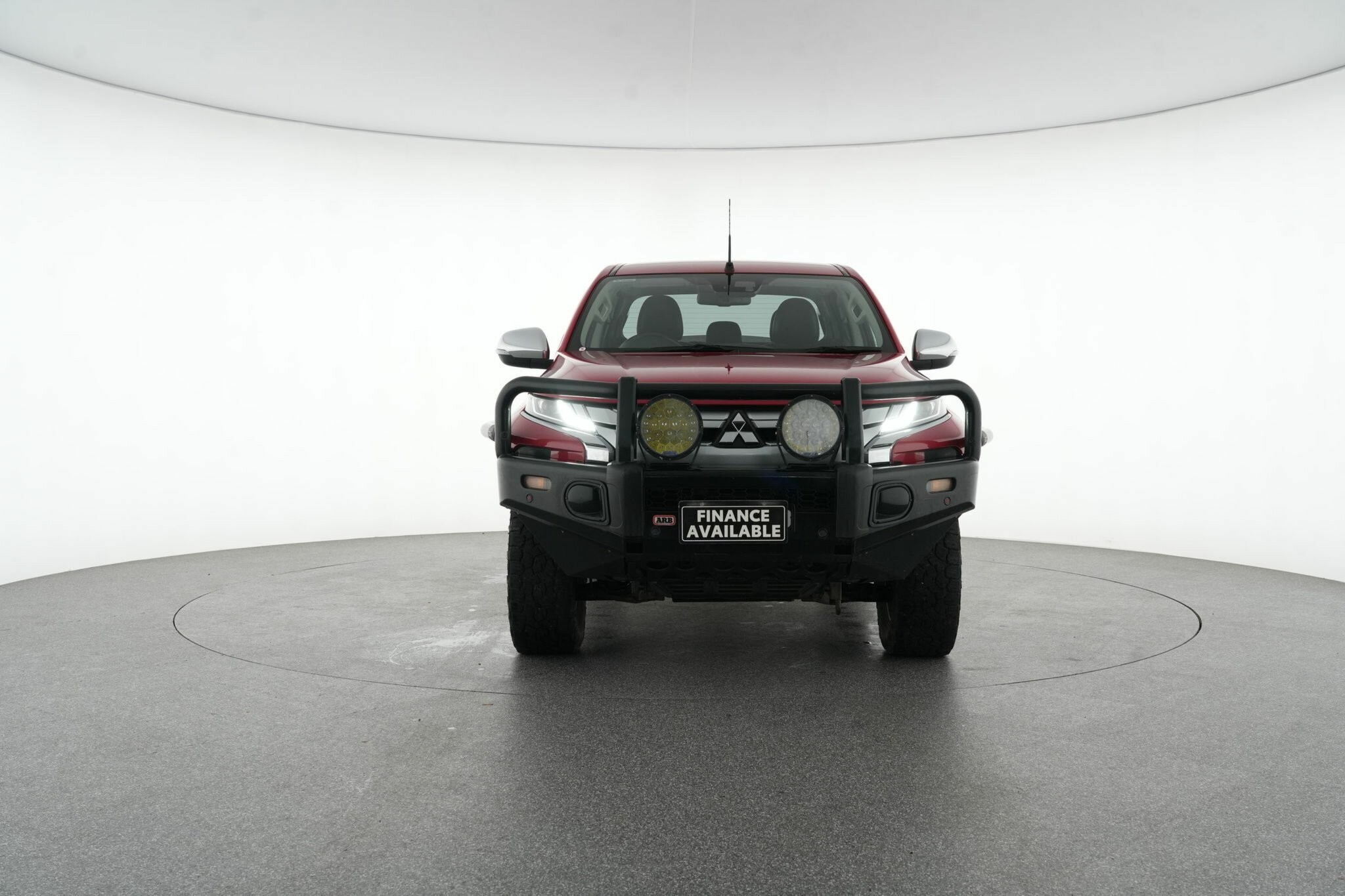 Mitsubishi Triton image 3