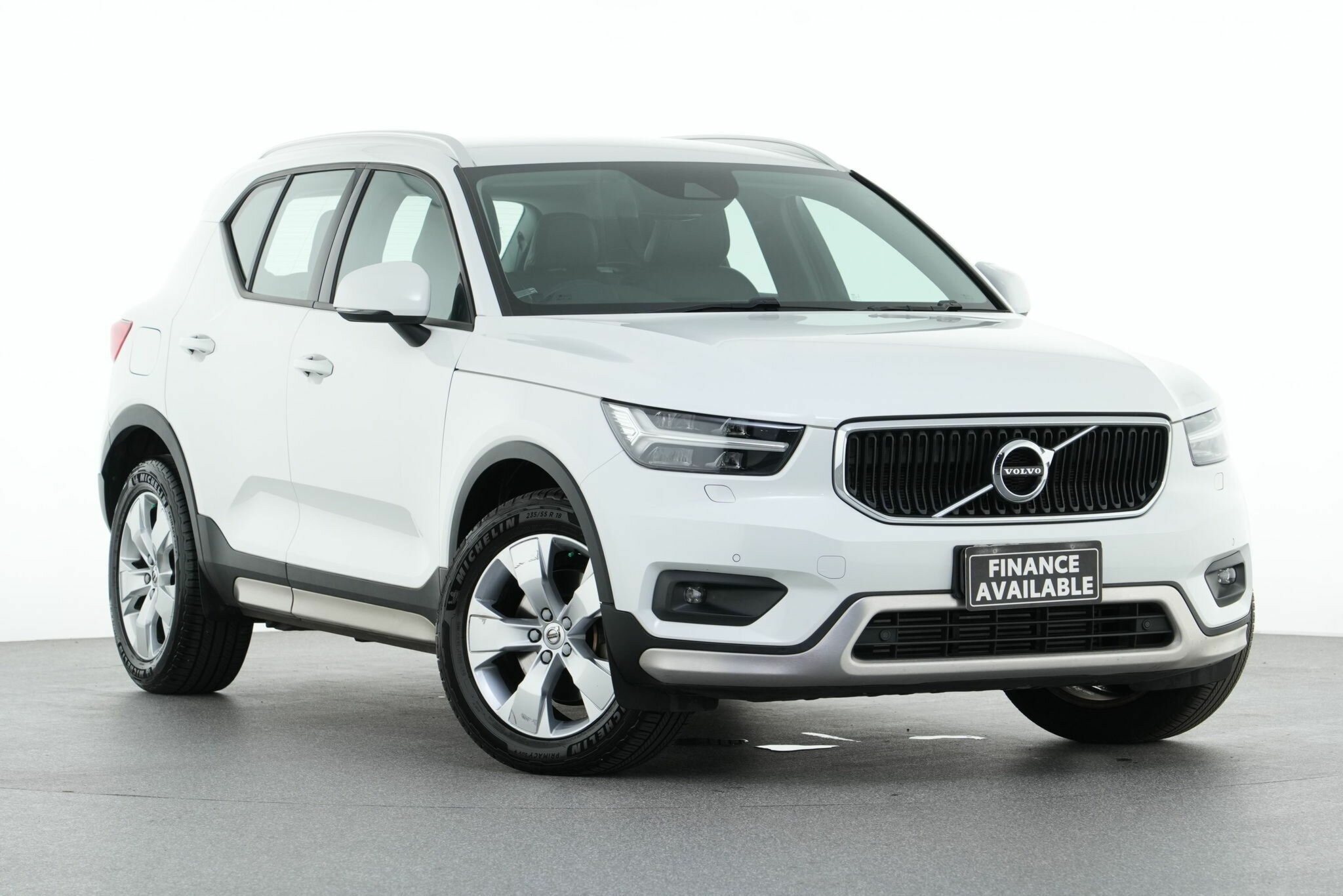 Volvo Xc40 image 1