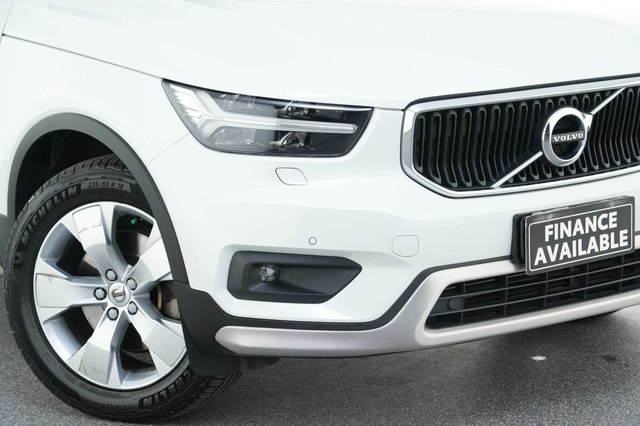 Volvo Xc40 image 2