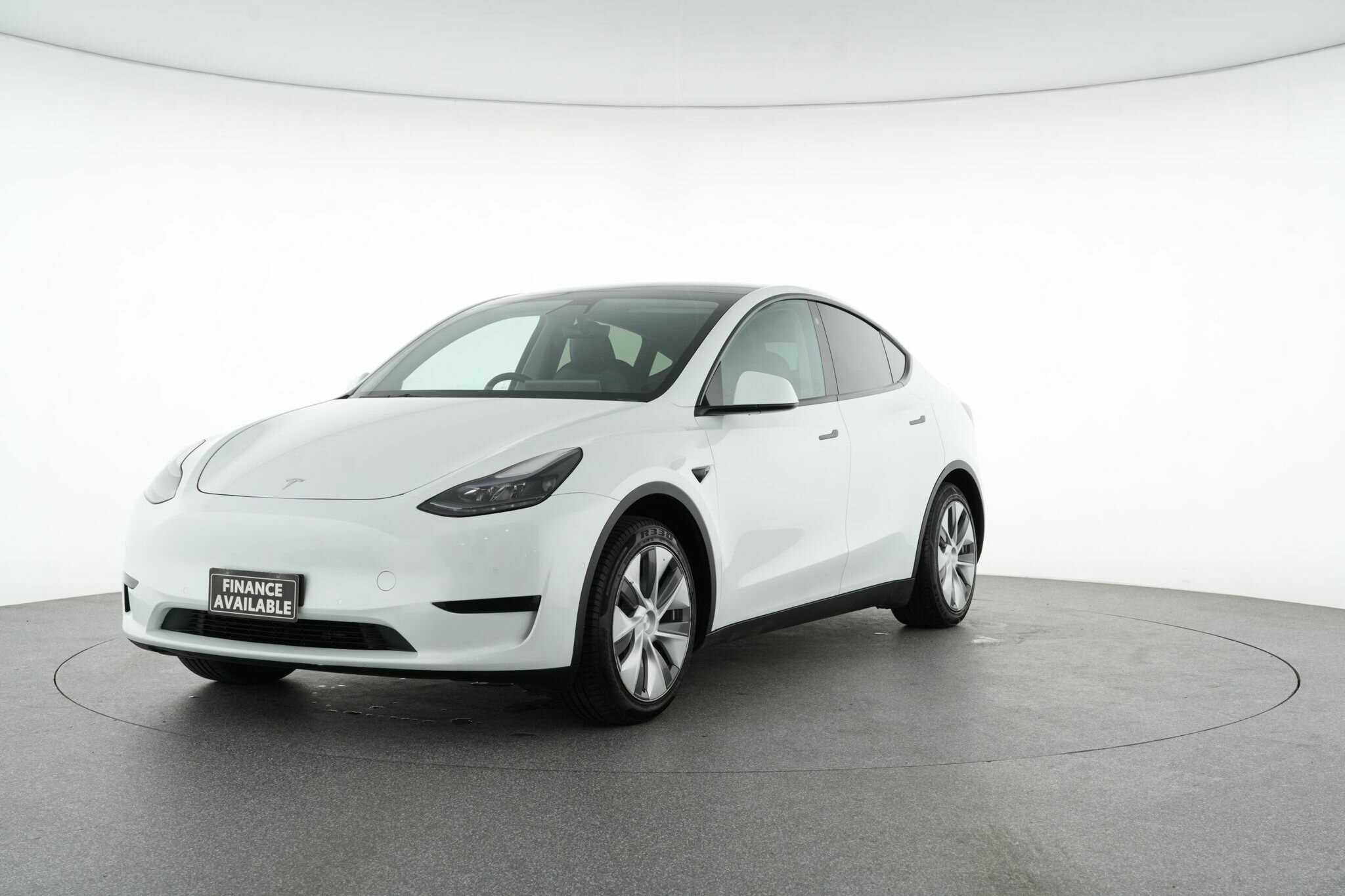 Tesla Model Y image 4