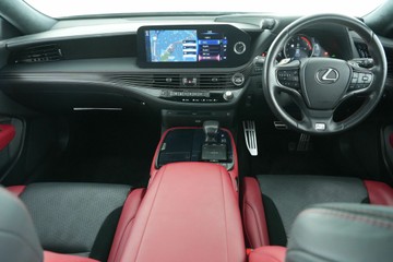 https://vehicle-cdn.autoleague.cloud/30641_U512253_15.jpg