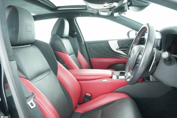 https://vehicle-cdn.autoleague.cloud/30641_U512253_16.jpg