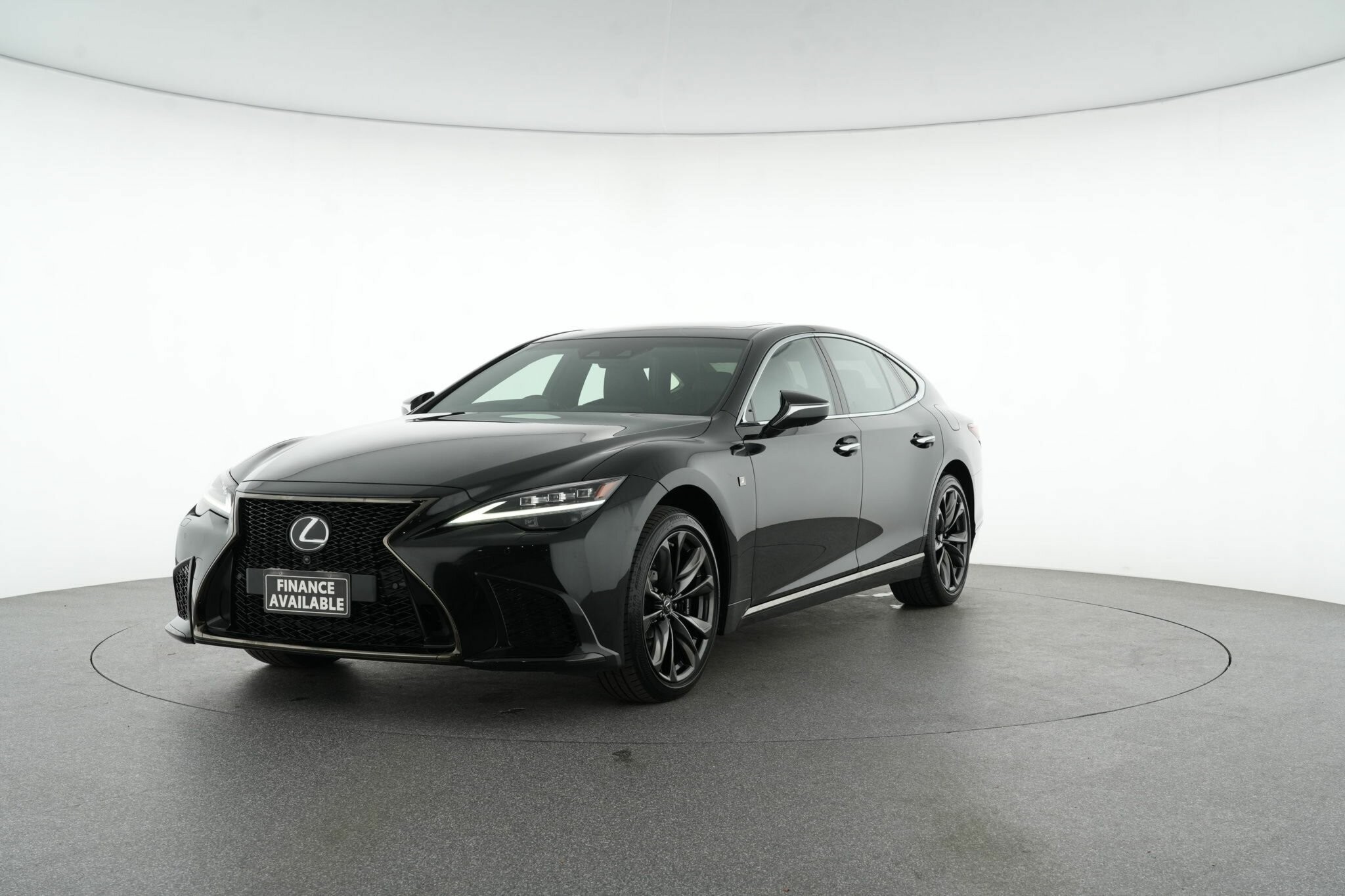 Lexus Ls image 4
