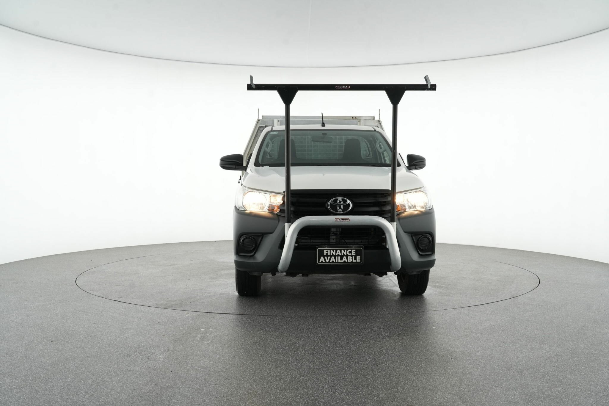 Toyota Hilux image 3