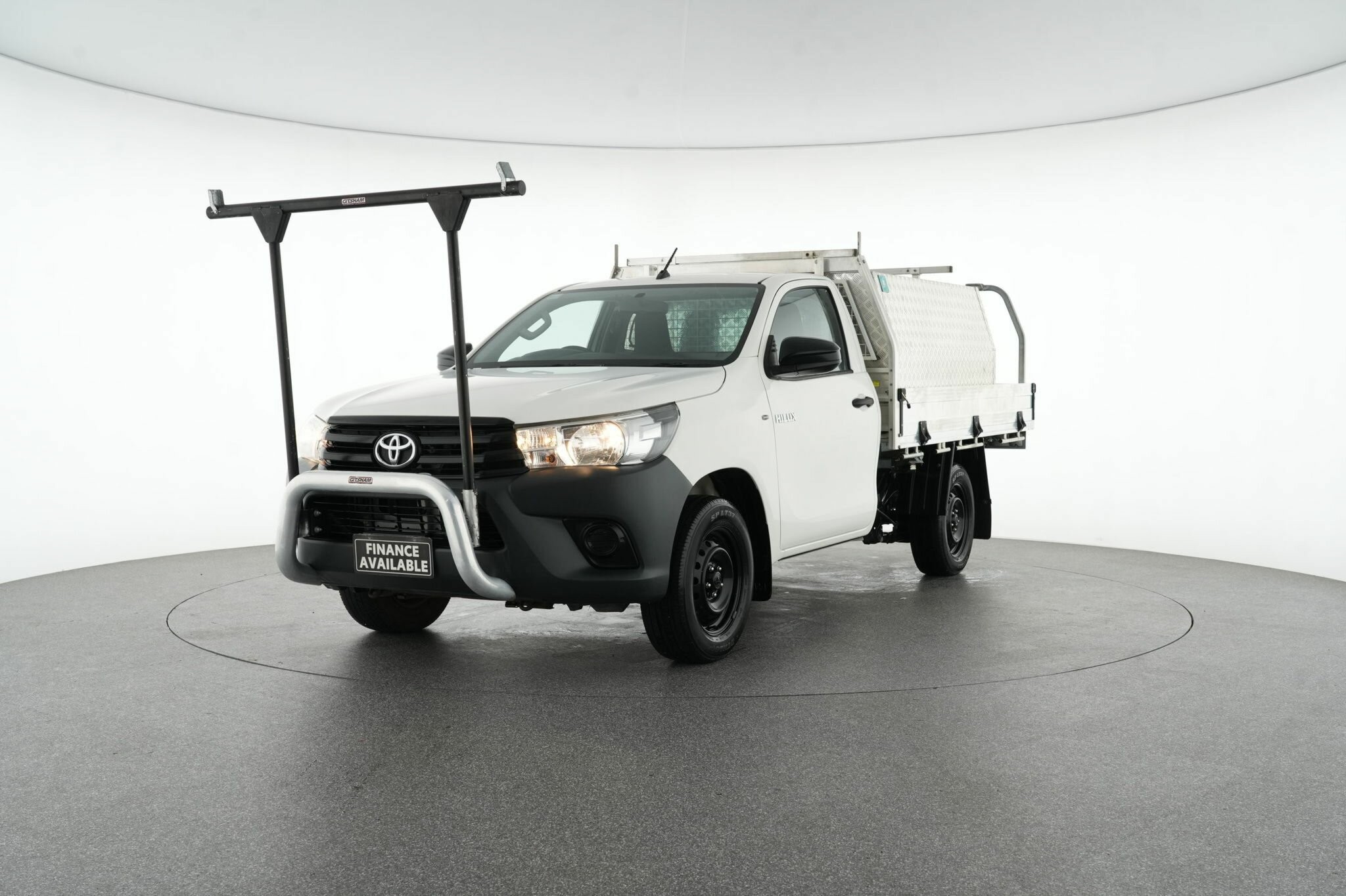 Toyota Hilux image 4