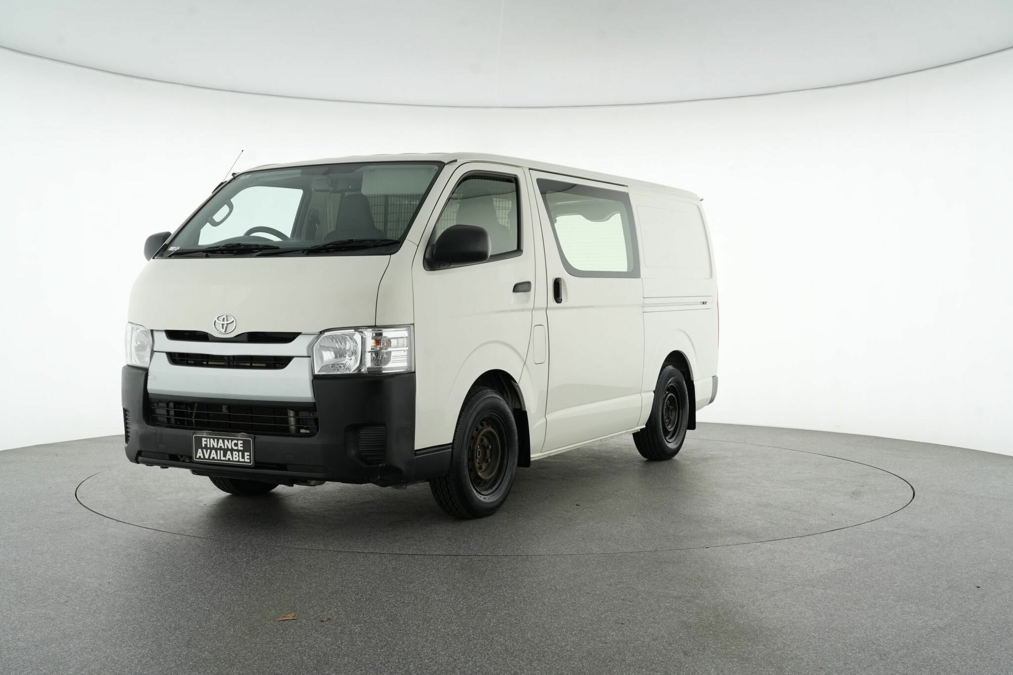 Toyota Hiace image 4
