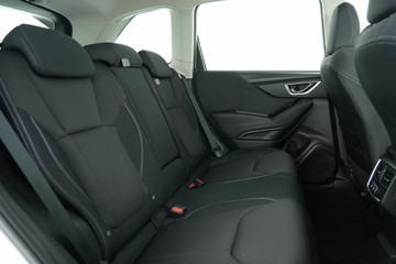 https://vehicle-cdn.autoleague.cloud/30641_U512305_14.jpg