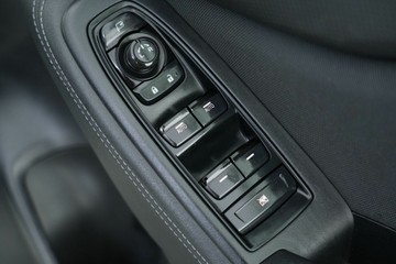 https://vehicle-cdn.autoleague.cloud/30641_U512305_17.jpg