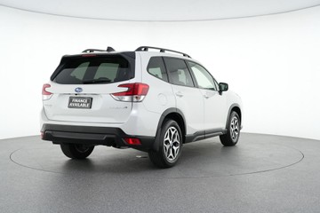 https://vehicle-cdn.autoleague.cloud/30641_U512305_7.jpg