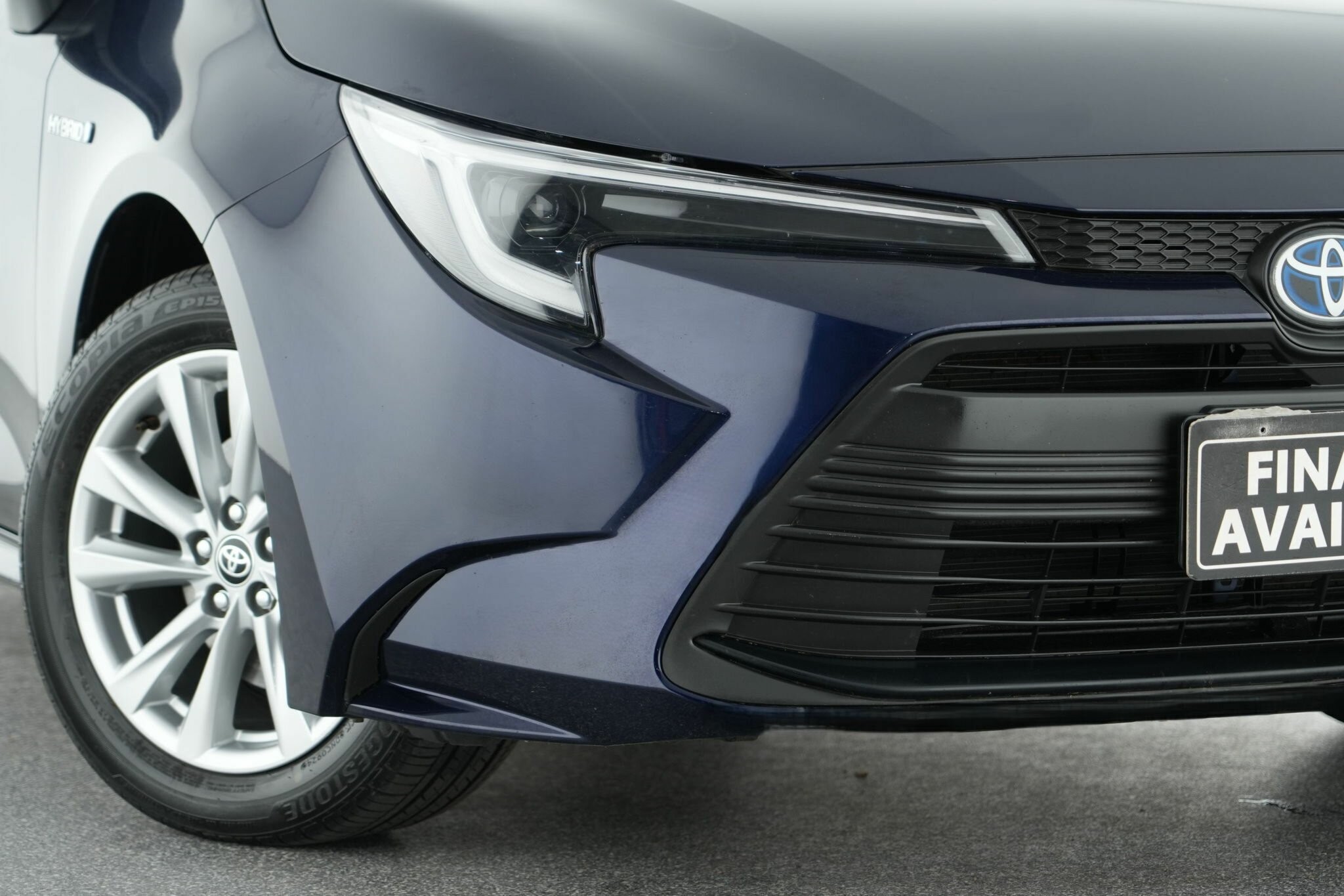 Toyota Corolla image 2