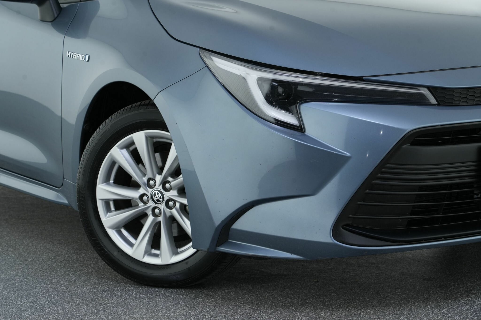 Toyota Corolla image 2