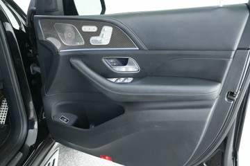 https://vehicle-cdn.autoleague.cloud/30641_U512330_18.jpg