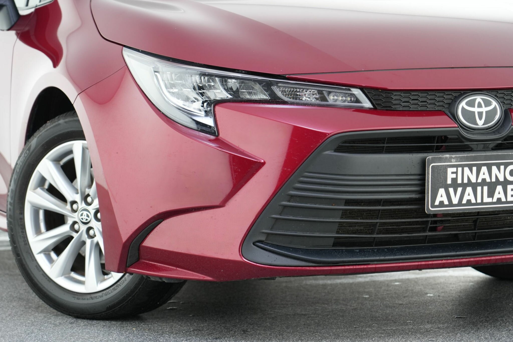 Toyota Corolla image 2