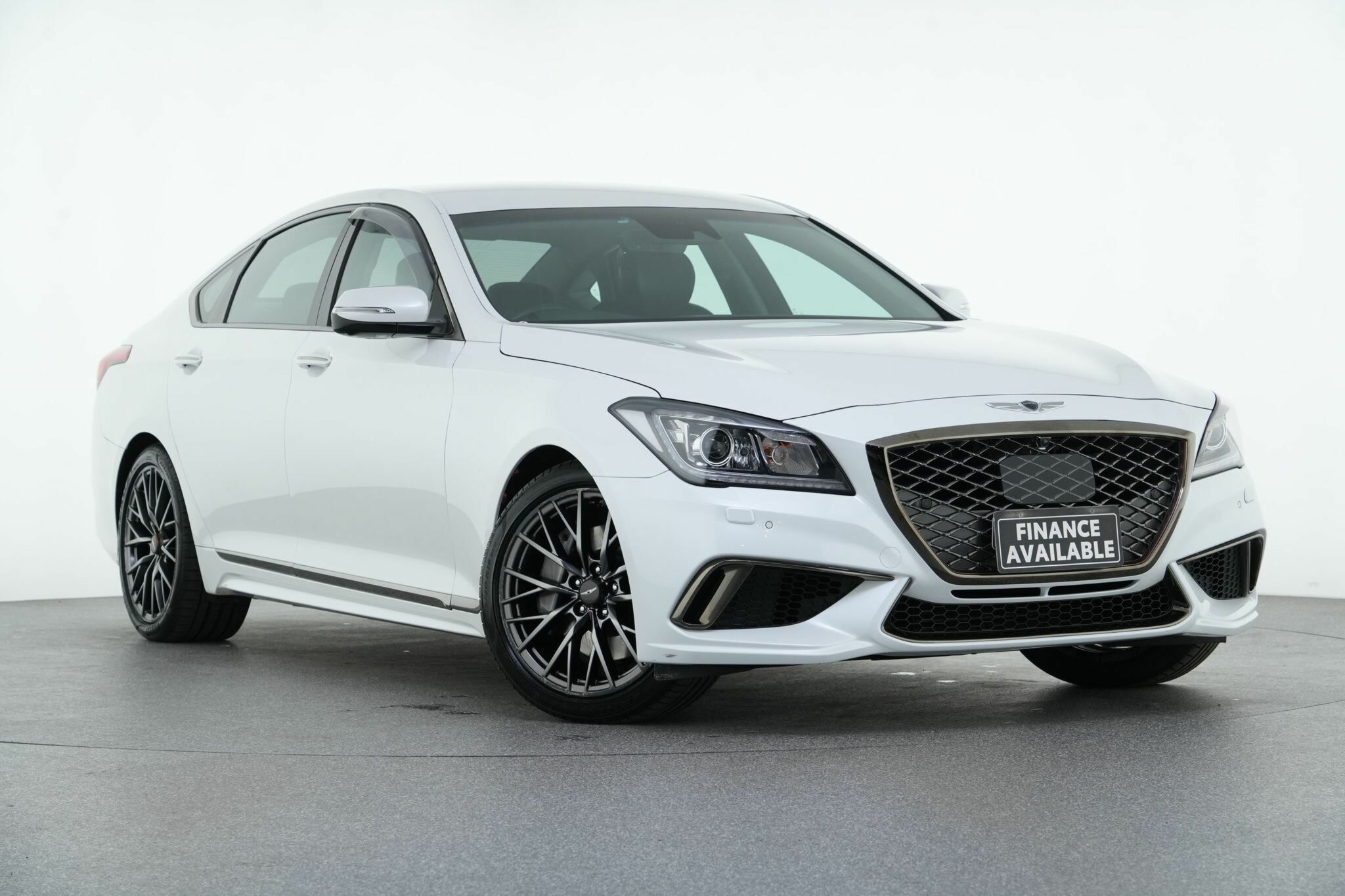 Genesis G80 image 1